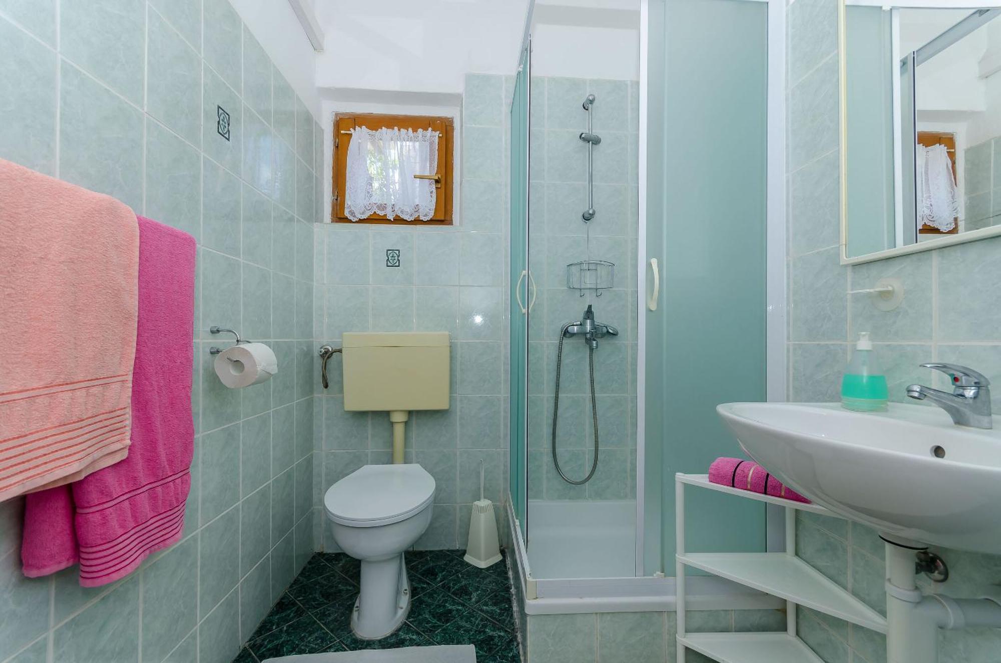 Apartments Jakov Йелса Екстериор снимка