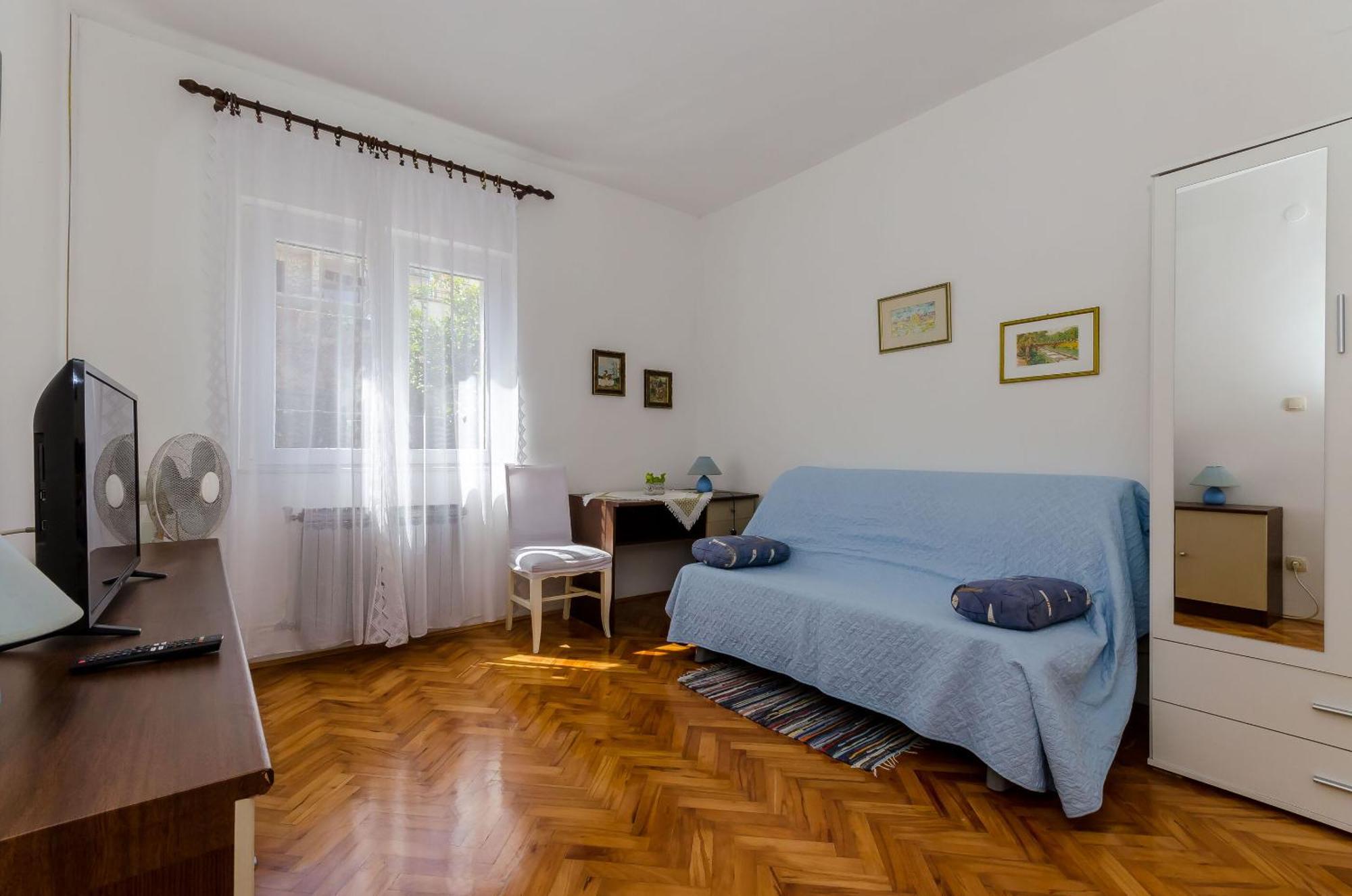 Apartments Jakov Йелса Екстериор снимка